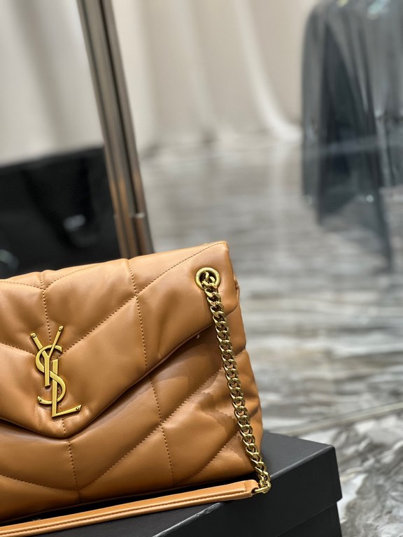 [In stock in seconds]Caramel with Gold Buckle-               _ quilted lambskin bag, 100% lambskin production, soft and delicate feel, as if embracing the clouds   like feeling; classic Y family logo, chain and grommet h