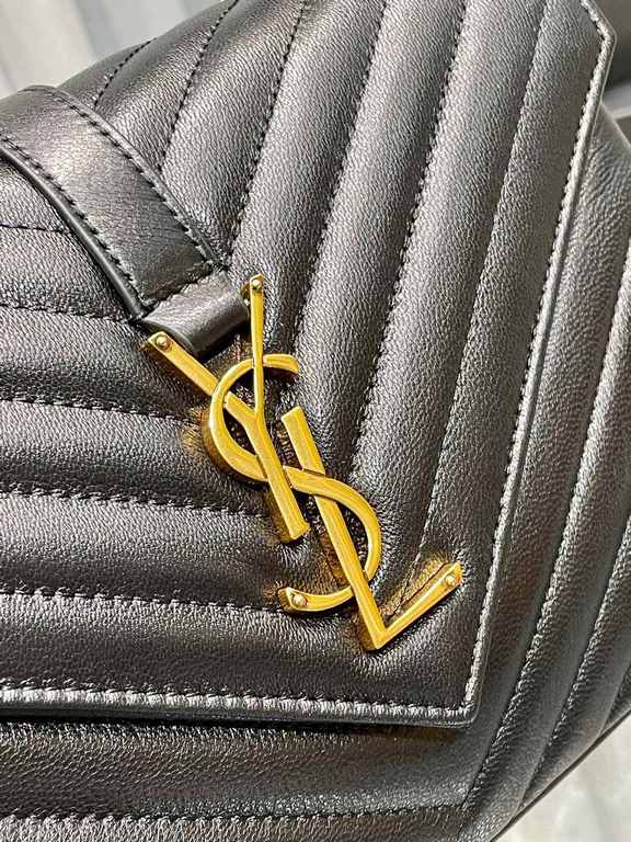 [Spot on Seconds]#Monogram college#Black Gold Buckle_24cmWannabe model messenger bag, hot explosive models 24Cm, street photography talisman, many stars Hollywood goddesses preferred style, how to ride are good, how to r