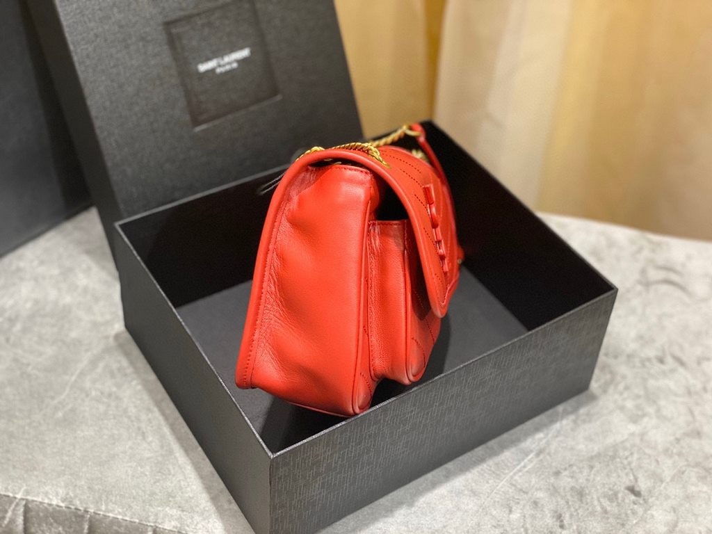 [In stock in seconds      baby sheepskin   22cm[zp original leather2020 spring and summer lambskin models Niki metal chain is also replaced with a somewhat heavy sense of gold, so that the overall body of the bag and a f