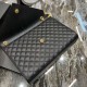 [In stock in seconds]#Envelope# Black with gold buckleLarge grained embossed quilted leather envelope bagClassic is timeless, the beauty of the sky V grain quilted diamond caviar pattern, Italian cowhide with eye-catchin