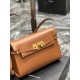 [In stock in seconds]             Caramel_.Manhattan Manhattan baguette bag counter revamped the latest version of the full leather interior, calling out a sense of high class! It changed the classic logo in the past, re