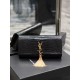 Classic Kate_ClutchBlack crocodile print gold buckle with tasselClassic flap clutch    very representative of the metal logo logo, imported Italian crocodile grain cowhide, simple metal decorations, the overall low-key e