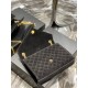 [In-stock seconds]        _ Frosted SeriesMedium envelope bag, the latest models of V grain spelling diamond caviar, Italy imported frosted cowhide, a very atmospheric , black with gold hardware is very classic, versatil