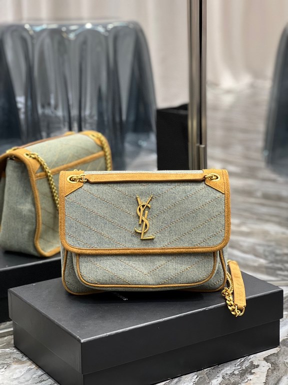 [In stock in seconds]Spring and summer models denim with leather out la   ♀Explosive Niki launched a new denim with leather series   ♀The designer still expresses the bag shape as gentle and elastic, expressing more warm