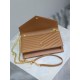 Caramelized Gold Button Caviar_woc small size envelope bag is coming, when it comes to envelope bag, this one from Y family must have the name! The whole bag is made of Italian cowhide leather, with a three-dimensional s