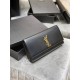 [In stock in seconds]                 _Clutch BagClassic flap clutch    highly representative metal logo logo, imported Italian South African cowhide, the overall low-key exquisite and versatile, handbag clamped under th