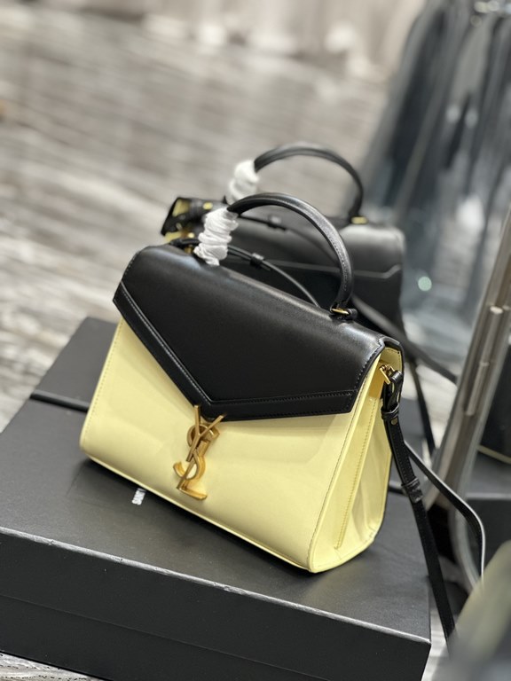 【NEW】Black with Rice Gold BuckleCASSANDRA_Italian imported cowhide, soft and natural glossy cowhide, quite a bit of retro flavor, the most most most most attractive to me is this rotating lock buckle! Super special! More