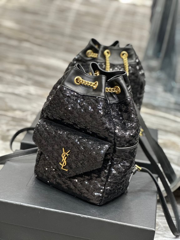 [In Stock Seconds]   _ Shoulder Bag Black Embroidered Beaded Flower With Sheepskin  No exaggeration   This is a duffel bag that can be passed down through generations! Classic letter logo with metal hardware, V-shaped st