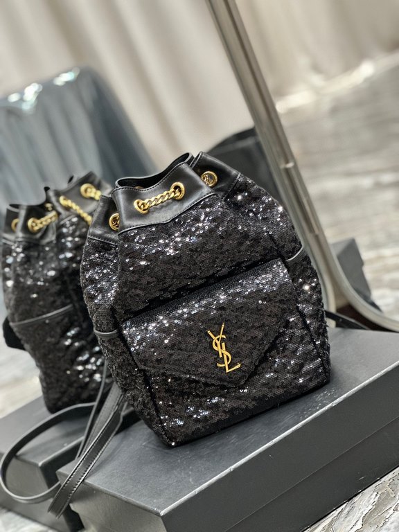 [In Stock Seconds]   _ Shoulder Bag Black Embroidered Beaded Flower With Sheepskin  No exaggeration   This is a duffel bag that can be passed down through generations! Classic letter logo with metal hardware, V-shaped st