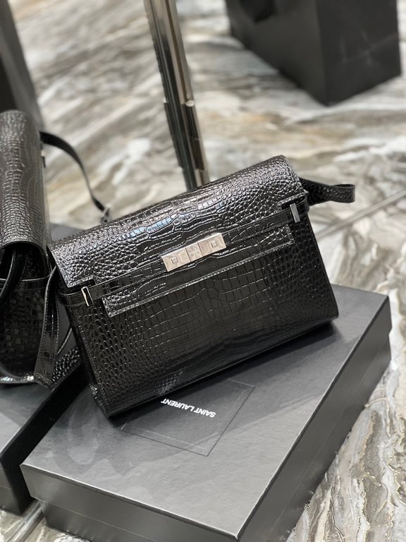 [In stock in seconds]             Manhattan 2020 latest bag type flap Manhattan baguette bag, a change from the previous classic logo, replaced by a low-key simple design style, it is a bit like the H family Kelly, very 