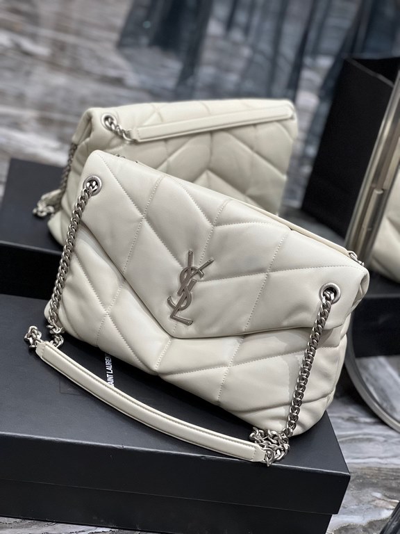 [In stock in secondsWhite with silver buckle-               _ quilted lambskin bag, 100% lambskin production, soft and delicate feel, as if embracing the clouds   like feeling; classic Y family logo, chain and grommet ha