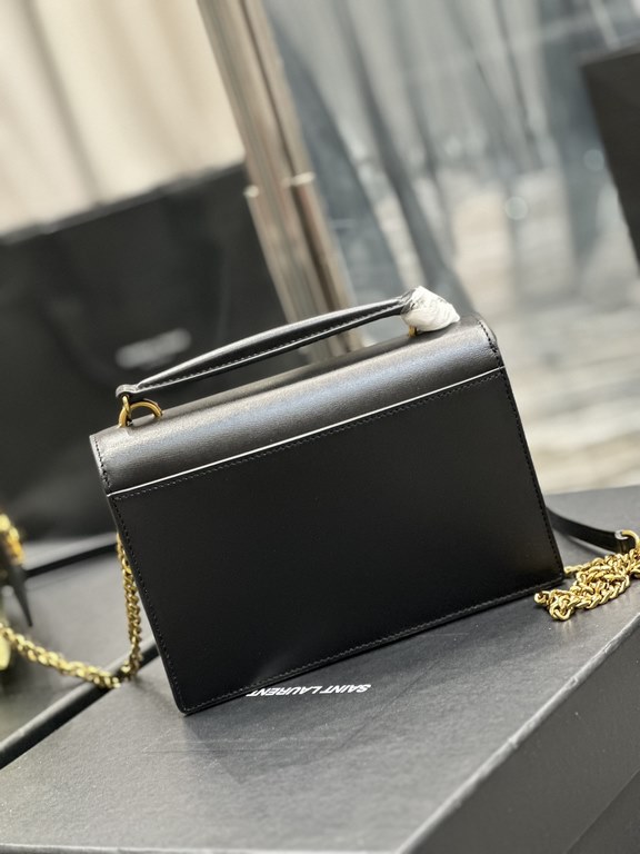 [NEW] Black with Milk Gold Buckle Toothpick pattern_#Sunset woc#Coming! It's coming! The new Sunset bag toothpick print version it's here! Continuing the classic SUNSET flap shape contour, a series of small changes to th