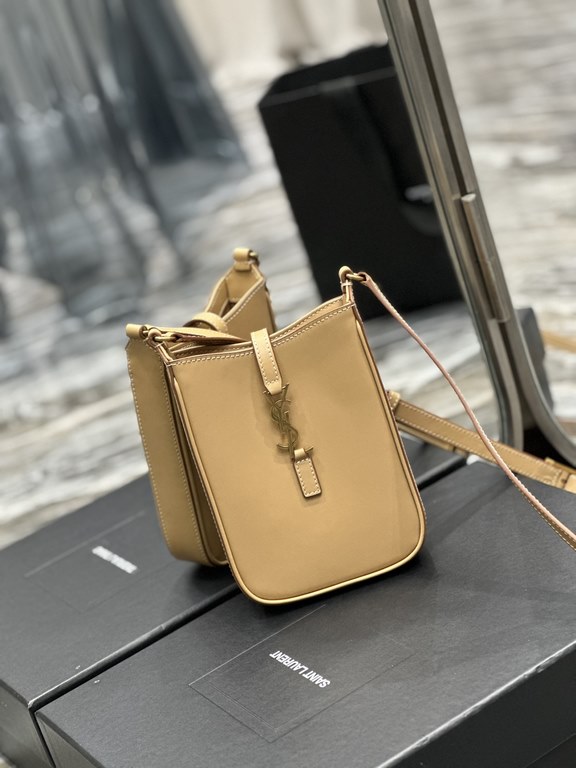 [Apricot color]LE 5A7 Series New Member_Mobile Phone Case Wall breaks recommend this mini cell phone bag For the fashionable elite who have visited countless bags Amway this design is exquisite and small Easy to concave 