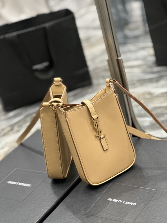 [Apricot color]LE 5A7 Series New Member_Mobile Phone Case Wall breaks recommend this mini cell phone bag For the fashionable elite who have visited countless bags Amway this design is exquisite and small Easy to concave 