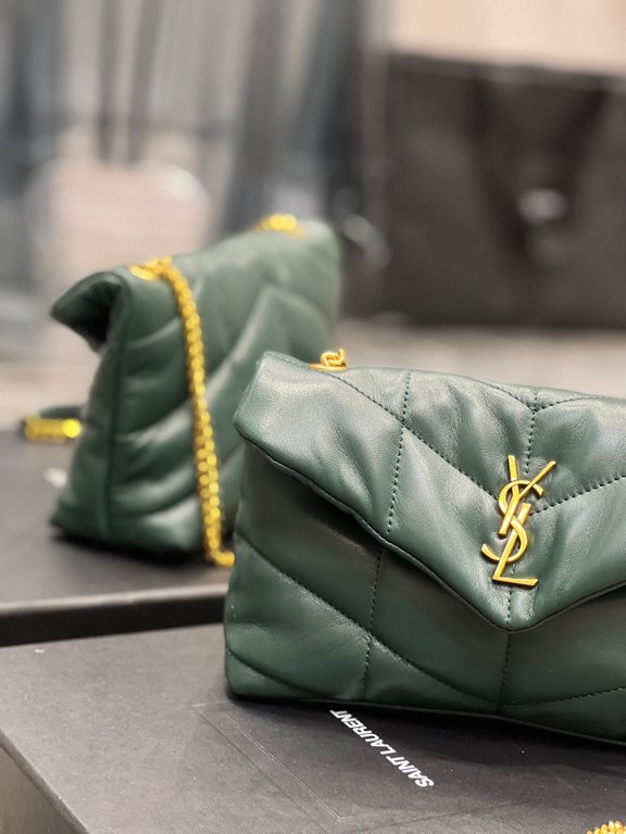 [In stock in secondsDark Green with Gold Buckles-              The whole bag is made of soft Italian lambskin with Y's diagonal stripe quilting craftsmanship, featuring a softly textured front flap pocket with a detachab