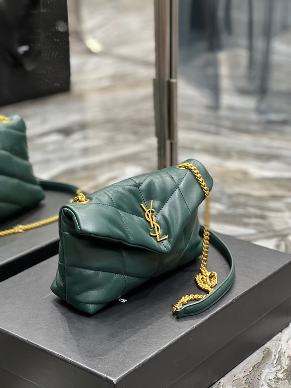 [In stock in secondsDark Green with Gold Buckles-              The whole bag is made of soft Italian lambskin with Y's diagonal stripe quilting craftsmanship, featuring a softly textured front flap pocket with a detachab