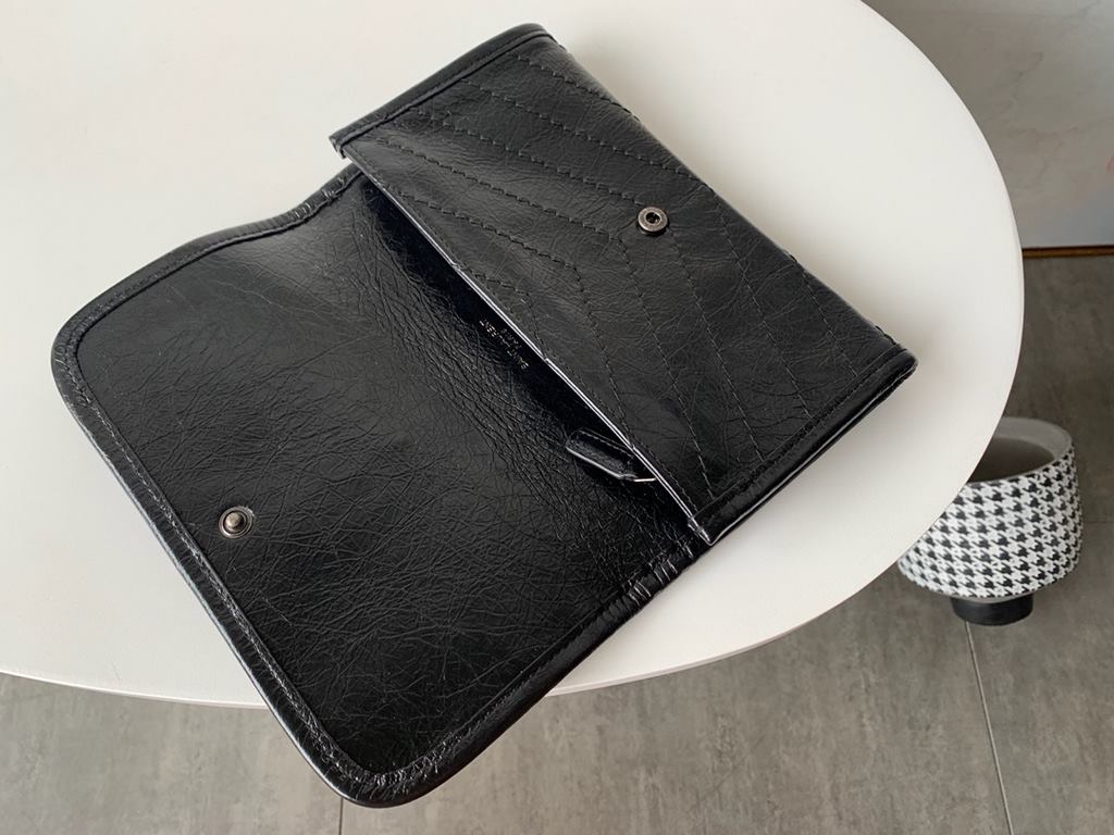 YSL SAINT LAURENT Wallet