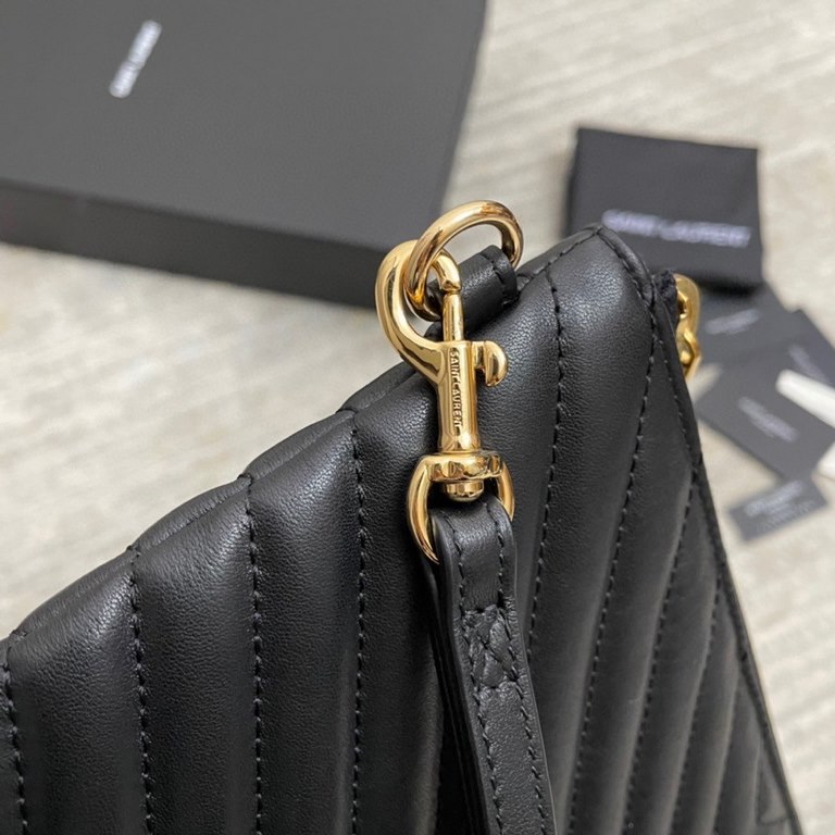 YSL SAINT LAURENT Wallet