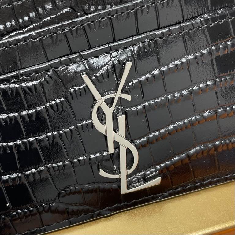 YSL SAINT LAURENT Wallet